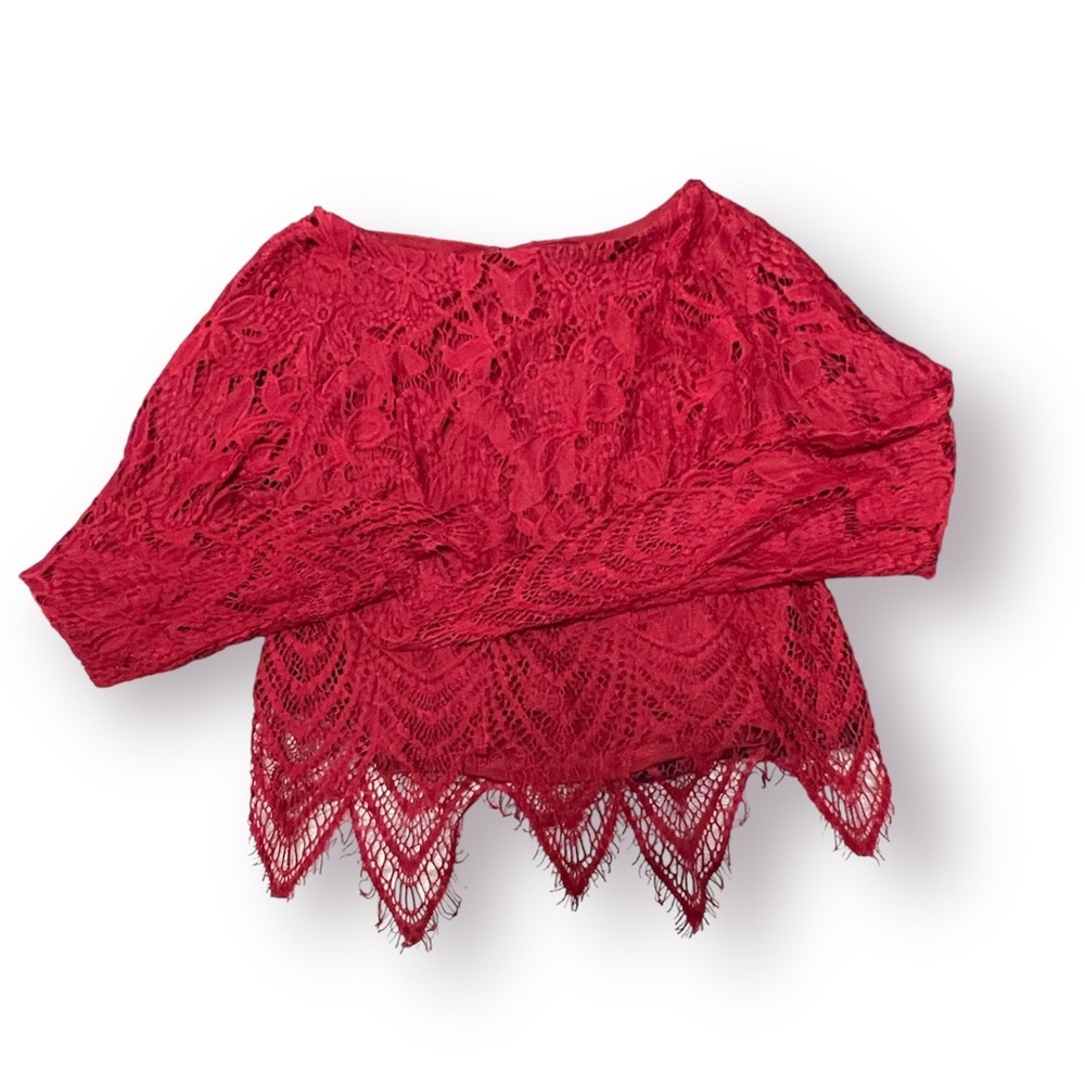 GUESS LA Red Cropped Lace Longsleeve